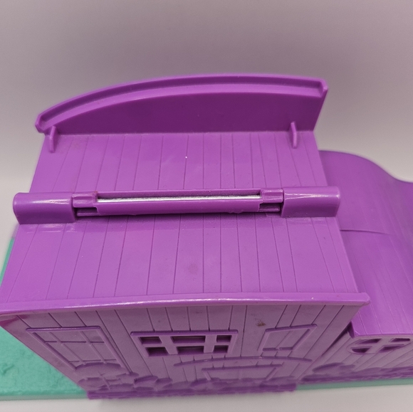 Polly Pocket Tiny Compact Playsets And More - Picture 10 of 16
